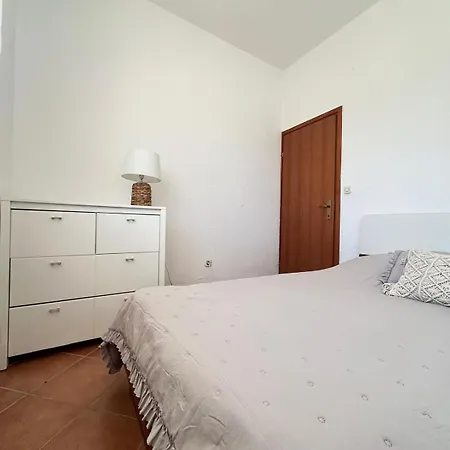 Kurtov 2 Apartment Pakoštane